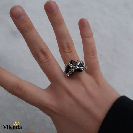 Vilenda - Anillo Corazón de Espinas